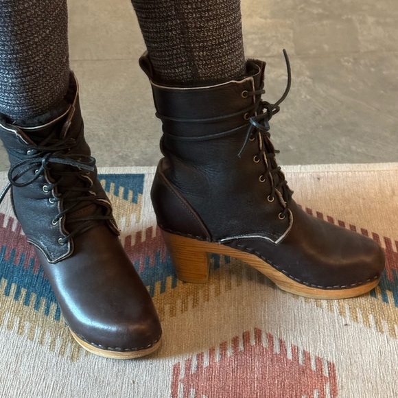 No.6 Clog Shearling Lined Lace Up Boot Sz 39 Black & Brown Natural Base 3” heel - Picture 16 of 16